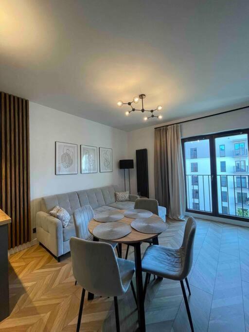 Port Praski Stylish Apartment Near Old Town Warsawa Bagian luar foto
