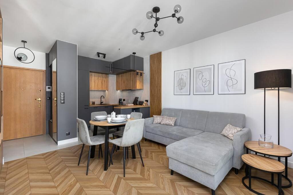 Port Praski Stylish Apartment Near Old Town Warsawa Bagian luar foto