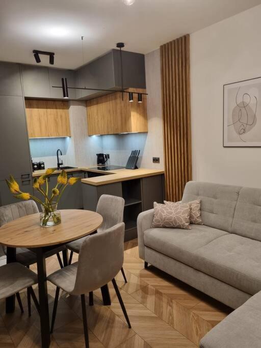 Port Praski Stylish Apartment Near Old Town Warsawa Bagian luar foto